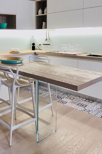 top con gamba vetro design on time